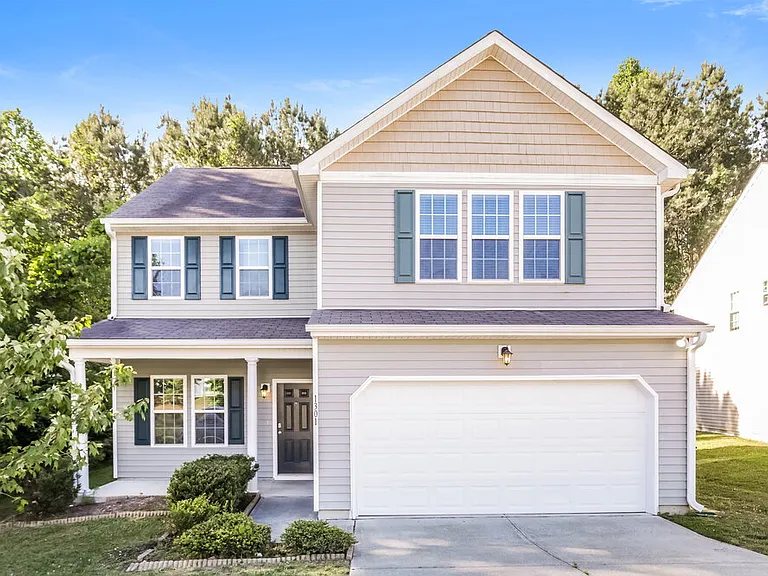 1301 Braemar Highland Dr — Photo 1