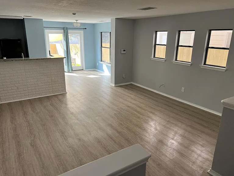 13321 Alysheba Dr — Photo 20