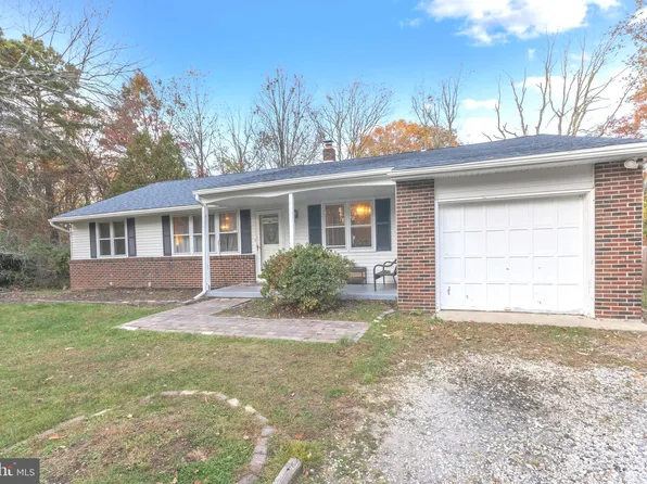 420 Center Ave, Chesilhurst, NJ 08089