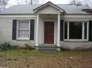 514 W Center St, Beebe, AR 72012
