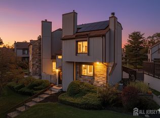 160 Goldmine Ln, Old Bridge, NJ 08857