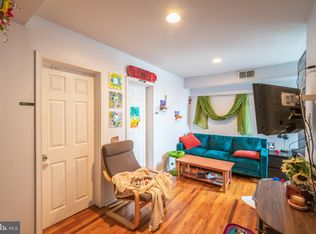 1116 Pine St APT 2F, Philadelphia, PA 19107