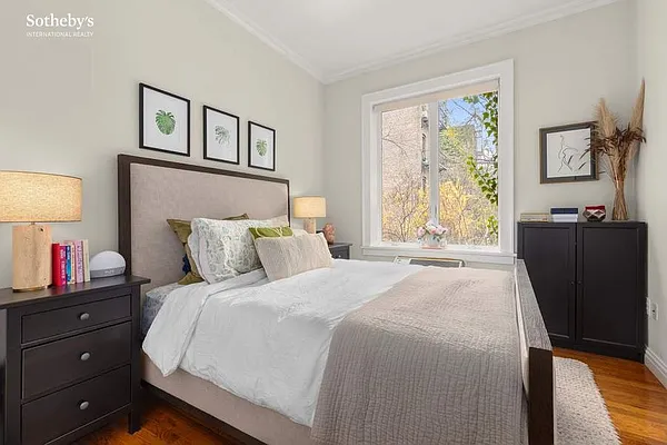 Rented by Sotheby's International Realty | media 21