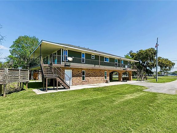 5th image of 9552 Barataria Blvd