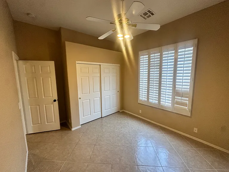10447 E Florian Ave — Photo 11