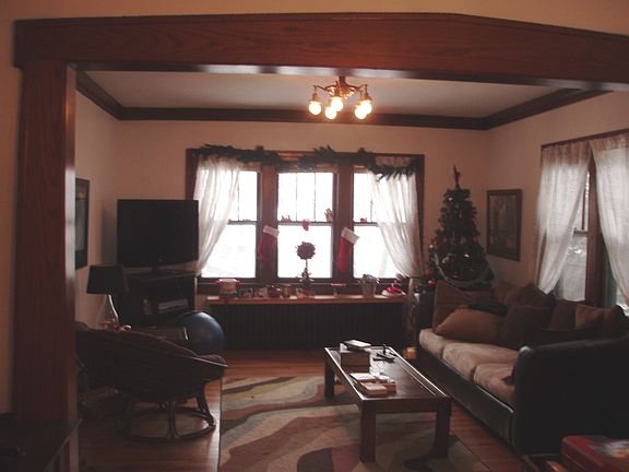 2nd image of 3916 Grand Ave S Unit 3
