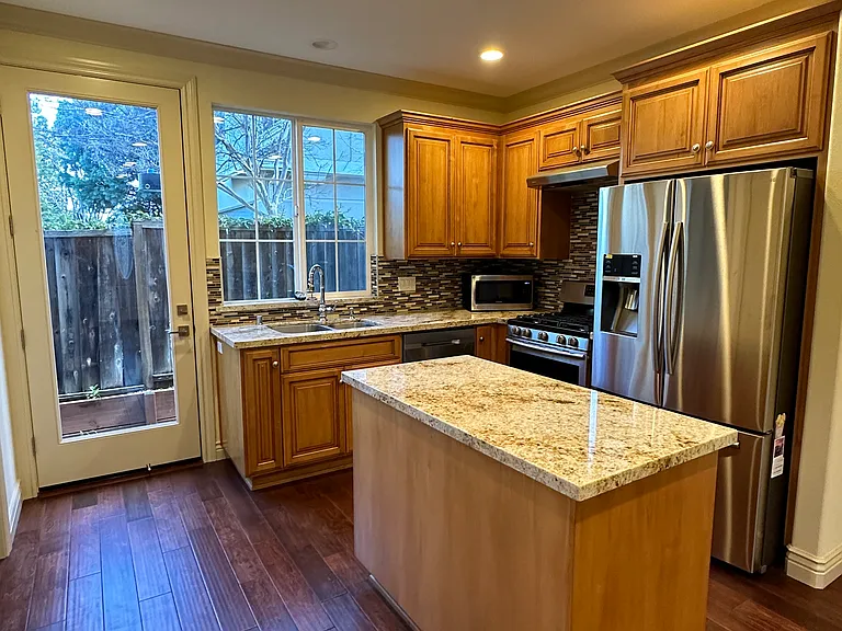 186 Redding Rd — Photo 4