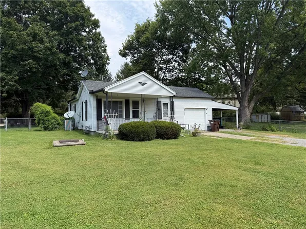 6067 Ivy Ln, West Alexandria, OH 45381