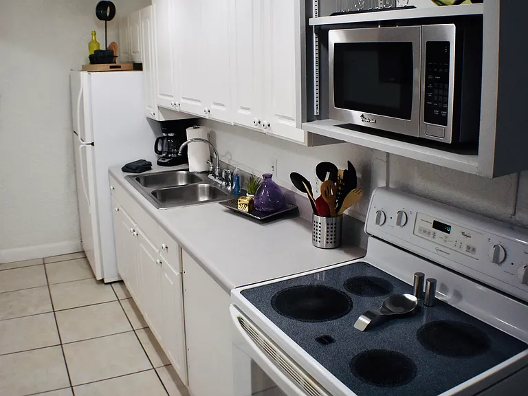407A S Melville Ave #11 — Photo 3