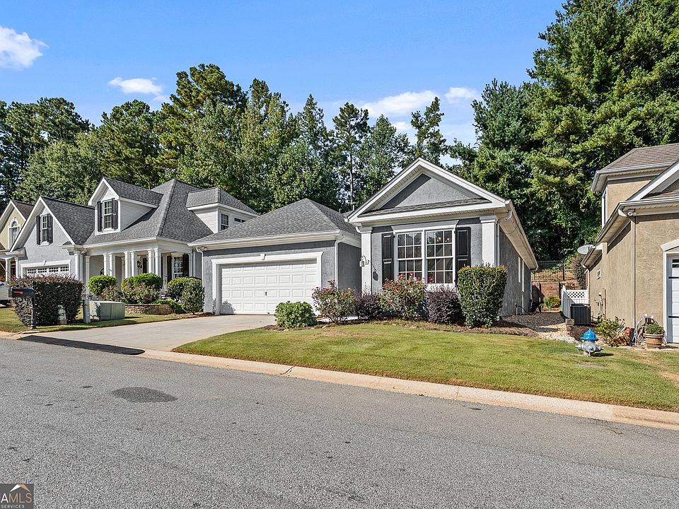 1st image of 208 Riviera Ct