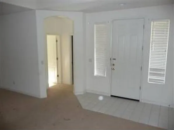 160 Cakebread Cir, Sacramento, CA 95834