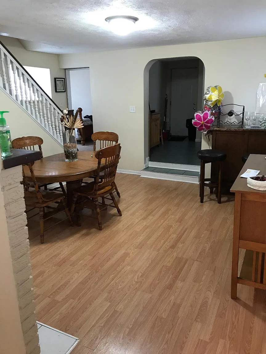 107 Uvilla St photo 1