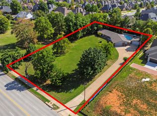 3024 W Perry Rd, Rogers, AR 72758