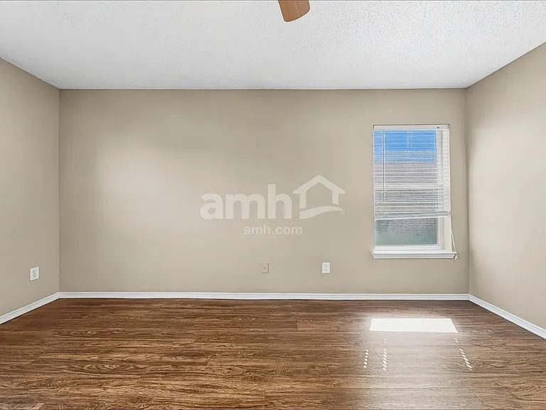 4652 Cool Ridge Ct — Photo 8