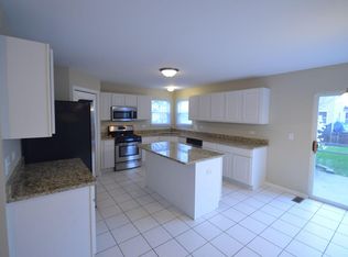 1824 Arbor Falls Dr, Plainfield, IL 60586