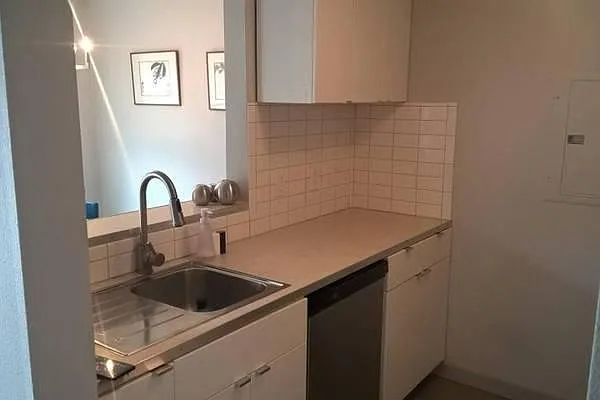 1922 Franklin Ave E #3E — Photo 6