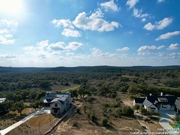 3rd image of 5975 Colin Ridge LOT