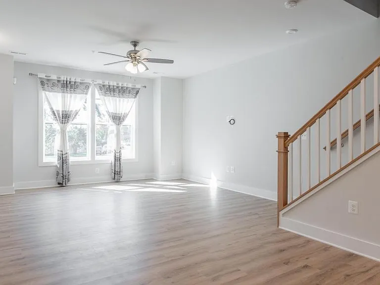 2620 Lassen Walk #A — Photo 17