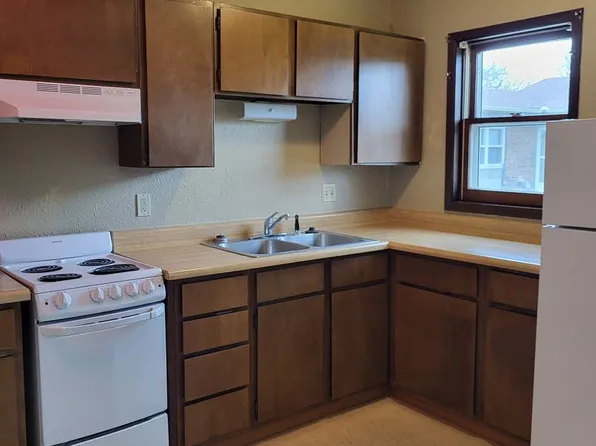 Perry KS, 604 Plaza Dr #8, Perry, KS 66073