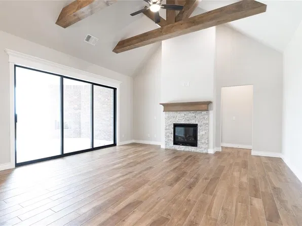 8132 Mountain Oak Dr, Edmond, OK 73034