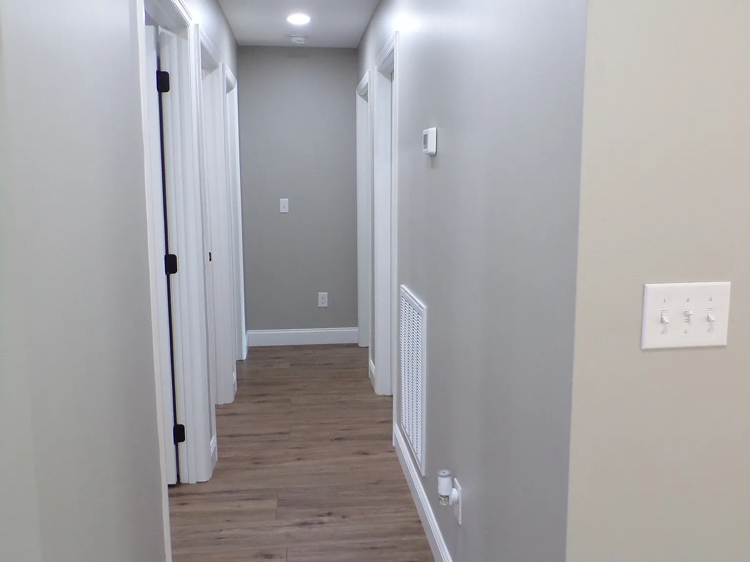 533 Anton Street - 1 — Photo 3