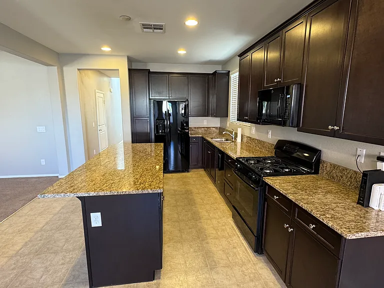 9386 Noble Sage Ave — Photo 7
