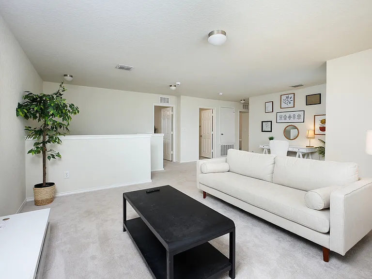 7710 Ponderosa Pne — Photo 19