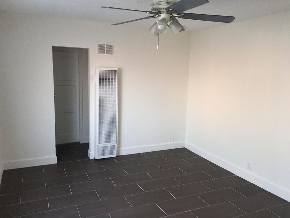 1st image of 10907 S Figueroa St
