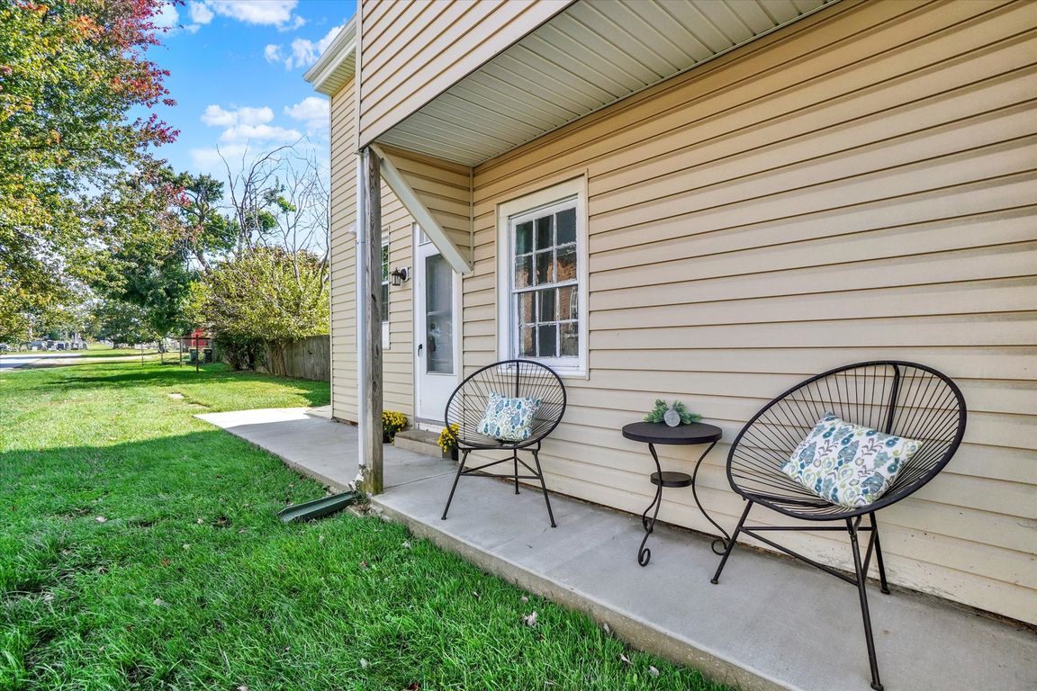 next background image