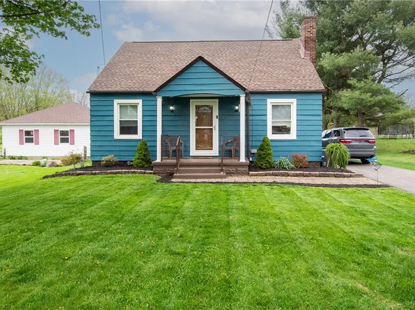 1529 Old Butler Rd, New Castle, PA 16101