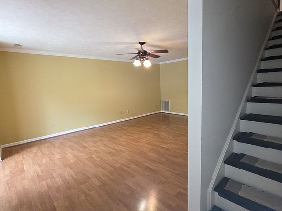 2nd image of 3242 Melba Dr