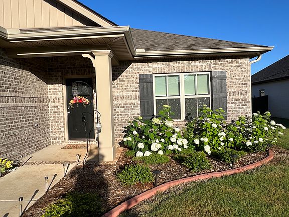 2nd image of 164 Rosemary Ayers Dr
