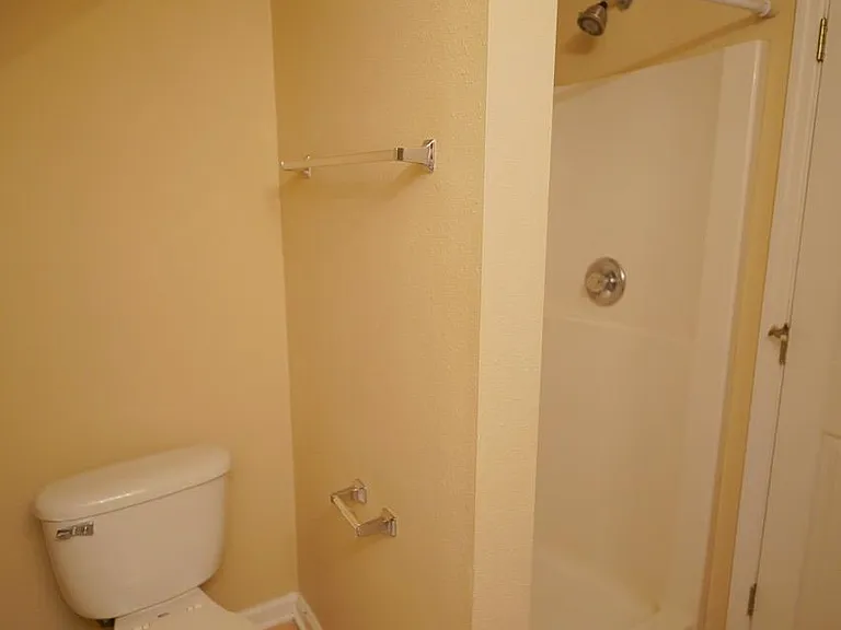 847 W Georgia St #2 — Photo 13
