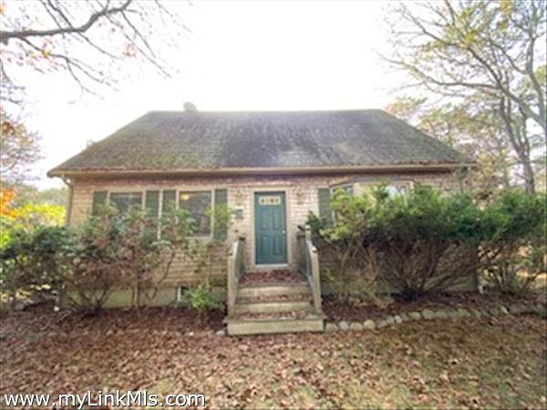 1st image of 38 Puritan Dr