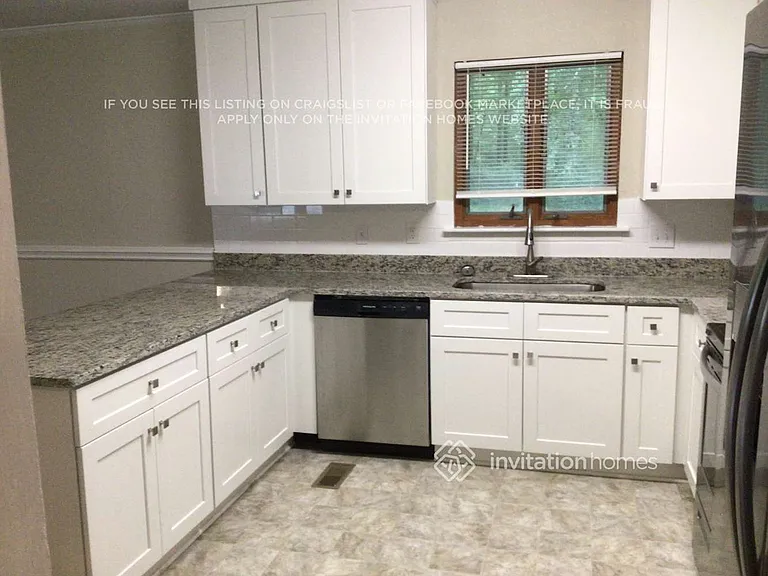 2010 Stonyford Pl — Photo 6