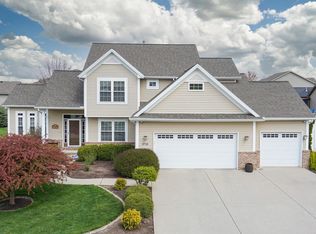 3718 Gina Dr, Bloomington, IL