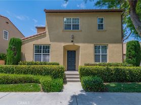 97 Waterman, Irvine, CA