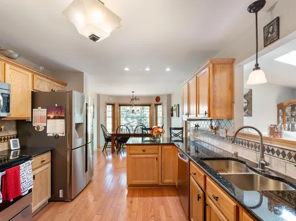 2081 Upper Ridge ROAD, Port Washington, WI 53074