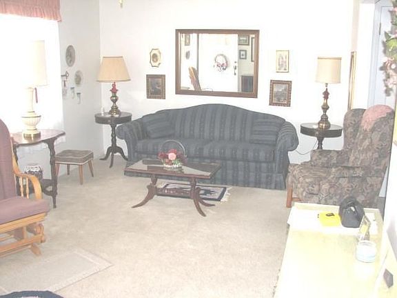 2nd image of 19 NW 28th St