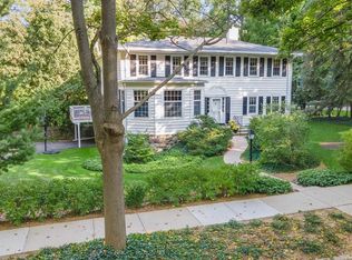 411 Lenawee Dr, Ann Arbor, MI 48104