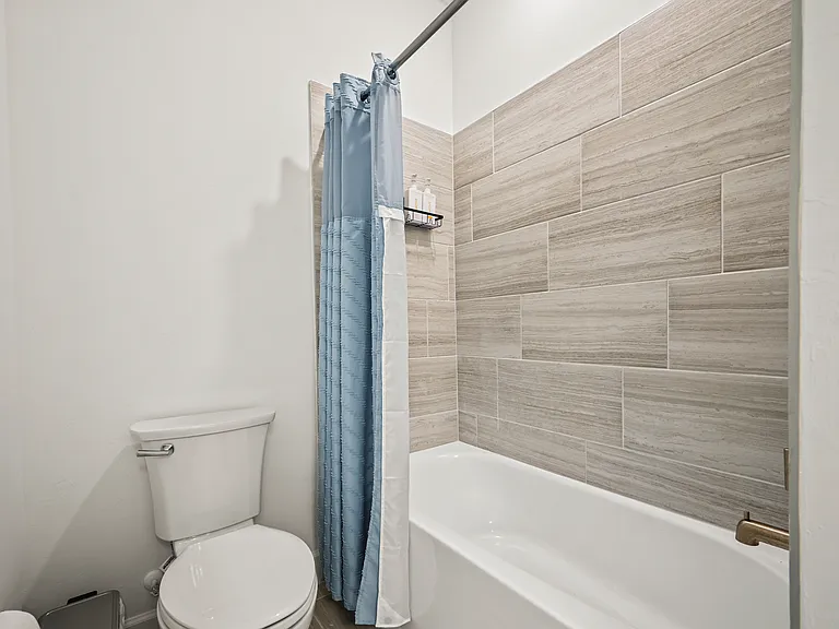 4274 Sonoma Oaks Cir — Photo 26