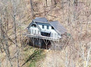 202 Phacelia Ln, Mars Hill, NC 28754