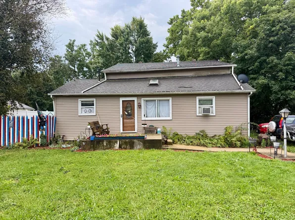 102 E Vine St, Edison, OH 43320