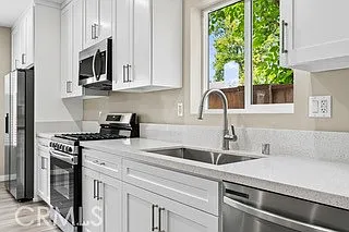 2 bed, 1175 sqft, $3,700 — Photo 3