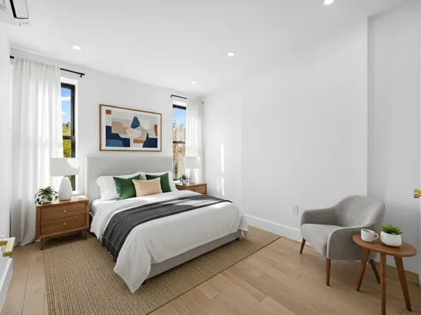 480 Bergen Street image 12 of 15