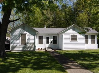 1349 12th Ave NE, Hickory, NC 28601