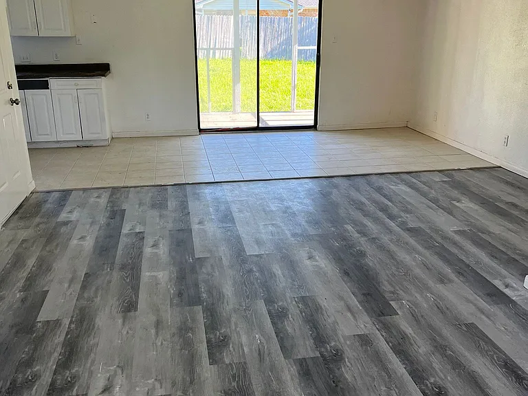 824 Oak Grove Ln #0 — Photo 1