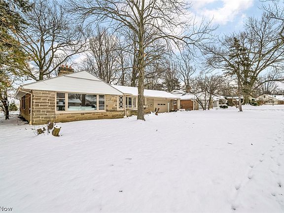 4th image of 1081 Carver Rd