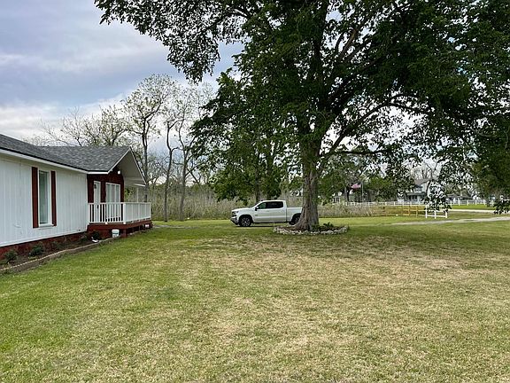 2nd image of 335 Carroll Rd