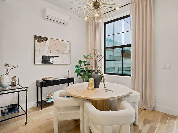 4th image of 5-12 51st Ave #1